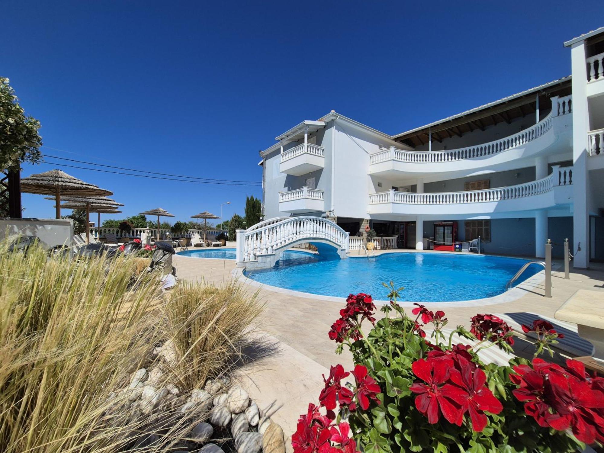 Vrachos Beach Hotel Exterior foto